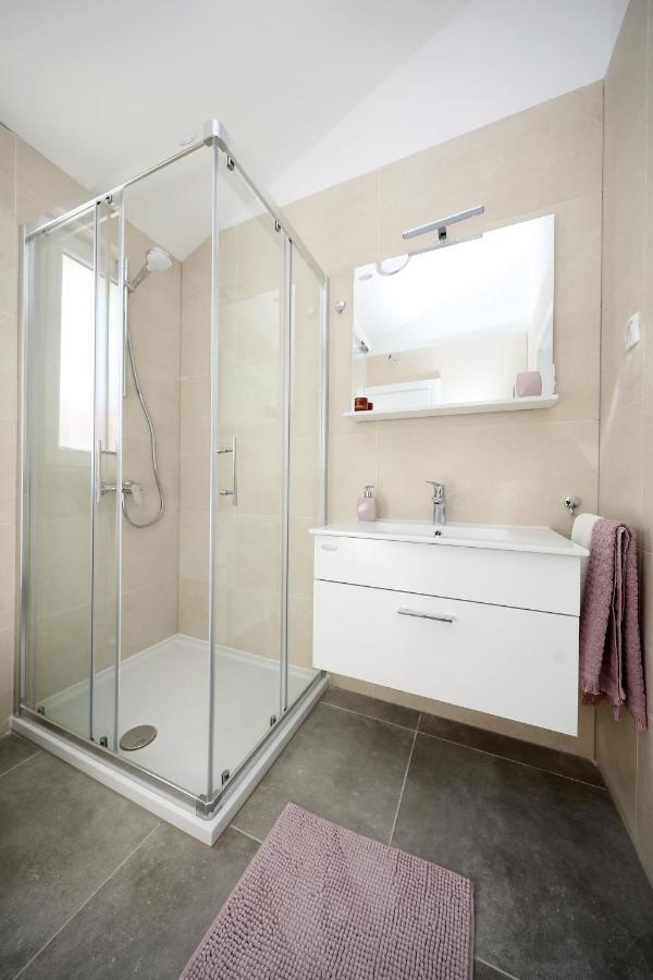 Noa Zdrijac Apartment Nin