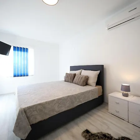 Apartments Noa Nin Zdrijac Exterior photo